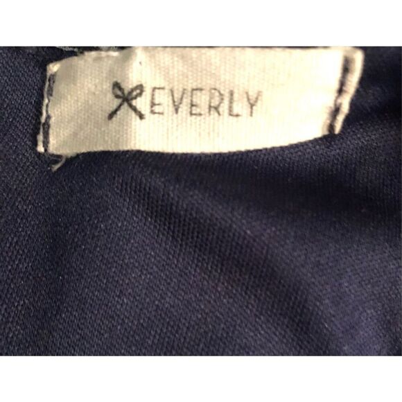 Everly navy with white hummingbird print sheath dress with back cut out and two - Picture 10 of 13